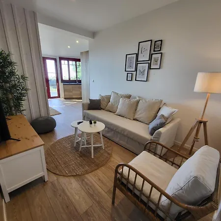 Maison Premiere Ligne 앙데르노스레방